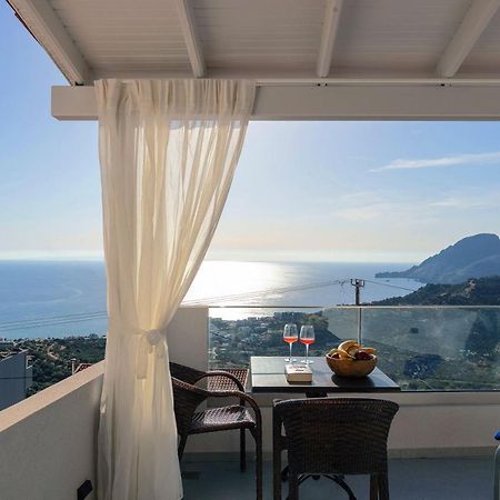 Annaview Apartments & Suites بلاكاس المظهر الخارجي الصورة