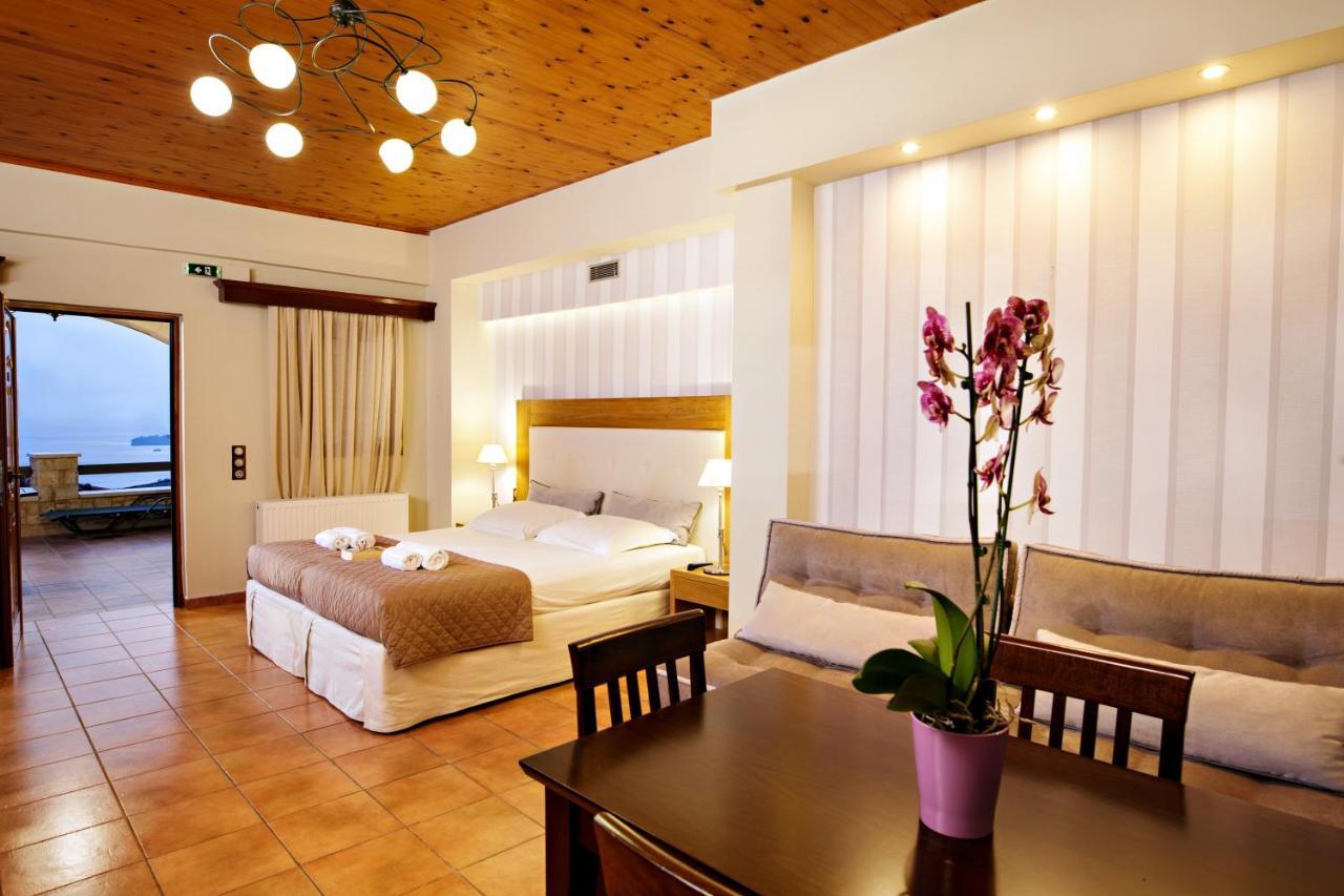 Annaview Apartments & Suites بلاكاس المظهر الخارجي الصورة